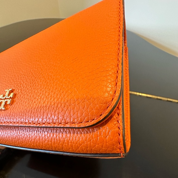 NWT Authentic Luxury Preppy Minimalist Tory Burch Carter Shrunken Shoulder Bag - Picture 15 of 16